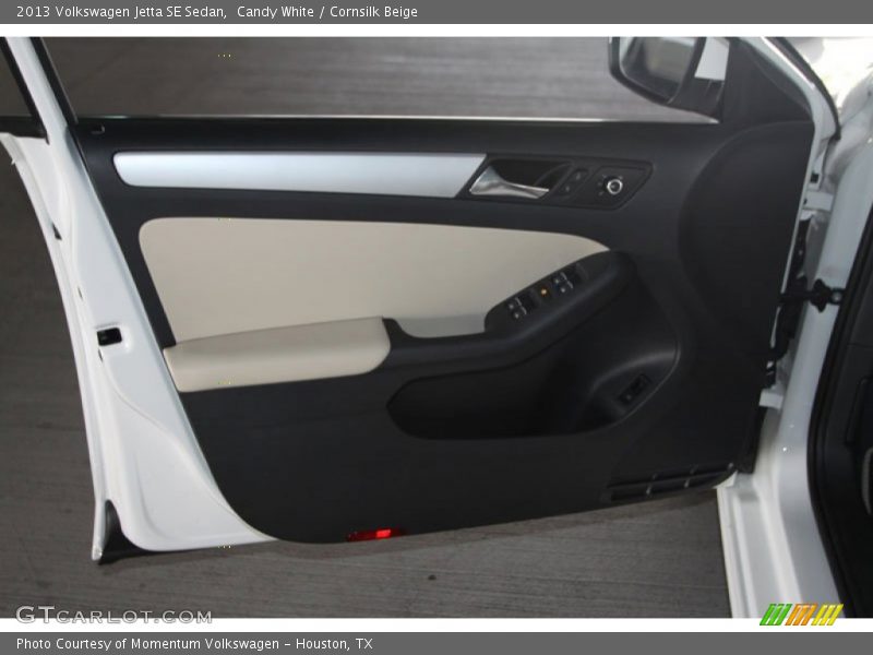 Candy White / Cornsilk Beige 2013 Volkswagen Jetta SE Sedan