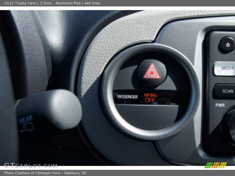 Absolutely Red / Ash Gray 2012 Toyota Yaris L 3 Door