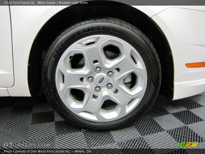White Suede / Medium Light Stone 2010 Ford Fusion SE