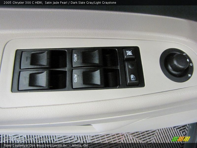 Satin Jade Pearl / Dark Slate Gray/Light Graystone 2005 Chrysler 300 C HEMI