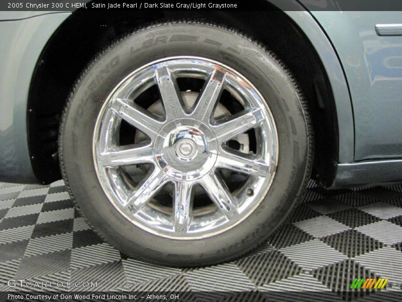 Satin Jade Pearl / Dark Slate Gray/Light Graystone 2005 Chrysler 300 C HEMI