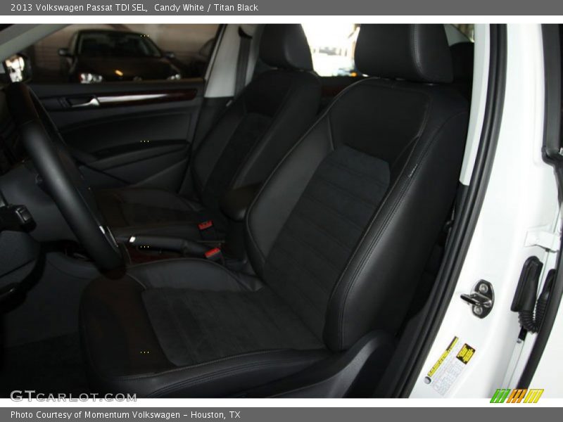 Candy White / Titan Black 2013 Volkswagen Passat TDI SEL