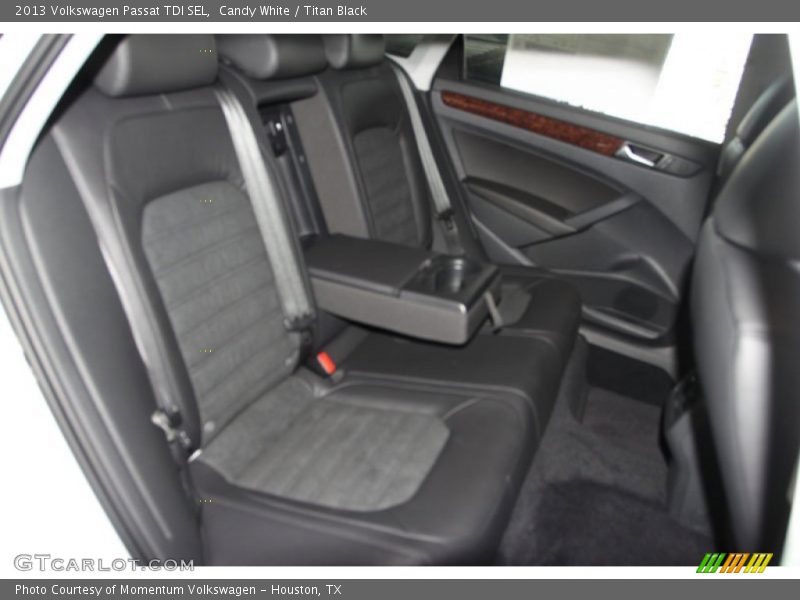 Candy White / Titan Black 2013 Volkswagen Passat TDI SEL