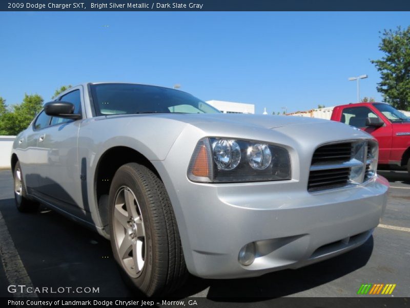 Bright Silver Metallic / Dark Slate Gray 2009 Dodge Charger SXT