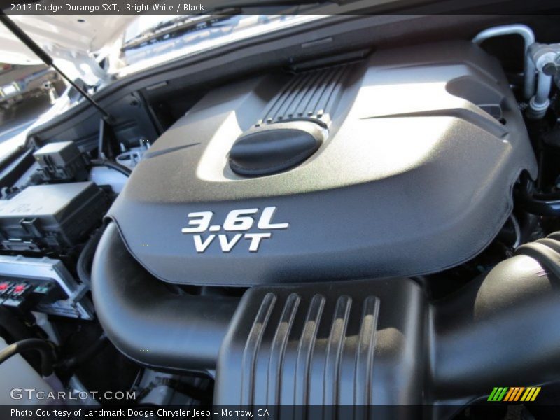 Bright White / Black 2013 Dodge Durango SXT