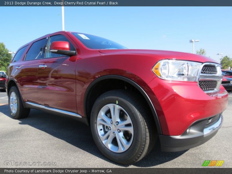 Front 3/4 View of 2013 Durango Crew