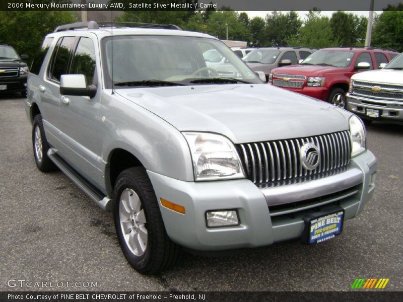 Satellite Silver Metallic / Camel 2006 Mercury Mountaineer Luxury AWD