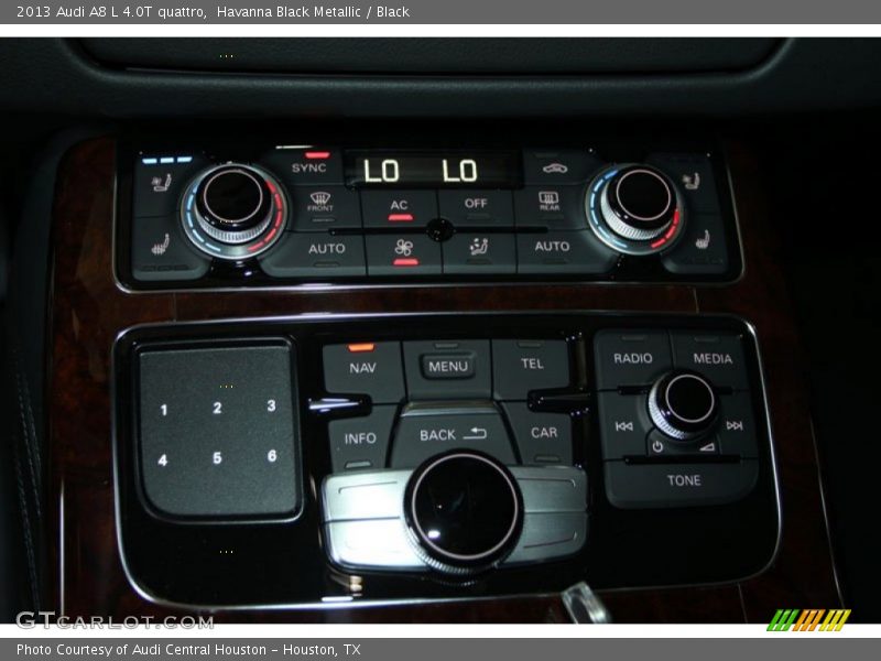 Controls of 2013 A8 L 4.0T quattro