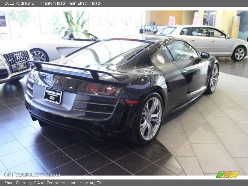 Phantom Black Pearl Effect / Black 2012 Audi R8 GT
