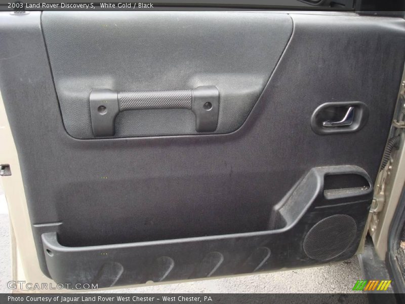 White Gold / Black 2003 Land Rover Discovery S