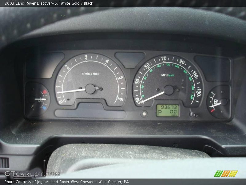 White Gold / Black 2003 Land Rover Discovery S