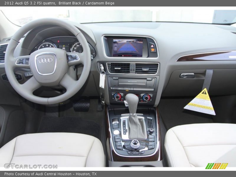 Brilliant Black / Cardamom Beige 2012 Audi Q5 3.2 FSI quattro