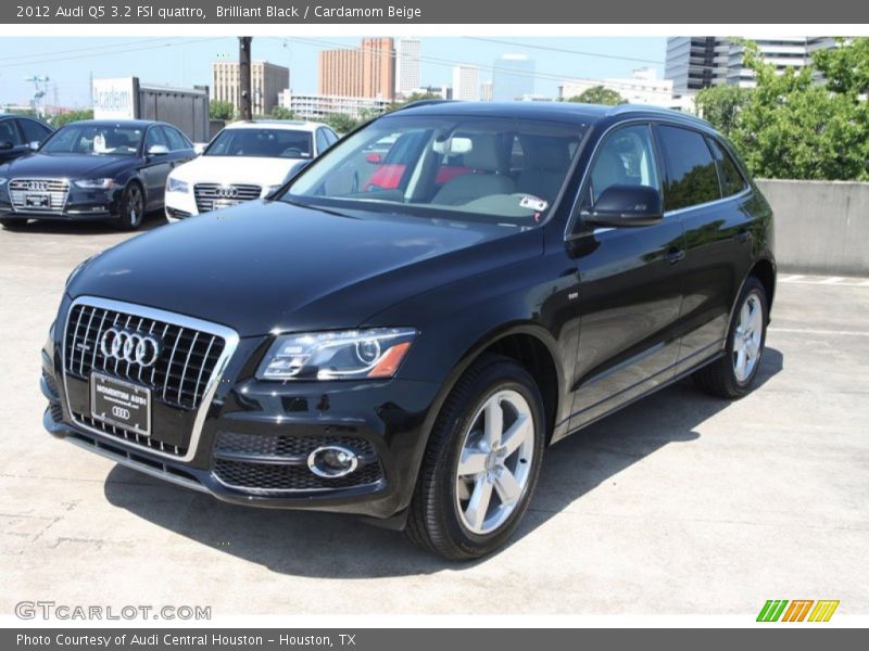 Brilliant Black / Cardamom Beige 2012 Audi Q5 3.2 FSI quattro
