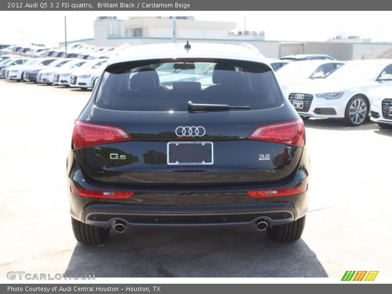 Brilliant Black / Cardamom Beige 2012 Audi Q5 3.2 FSI quattro