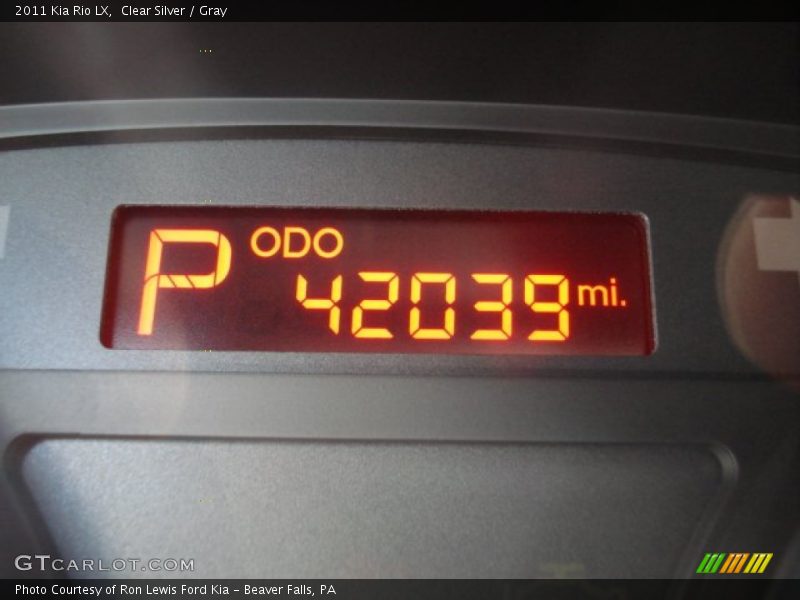 Clear Silver / Gray 2011 Kia Rio LX