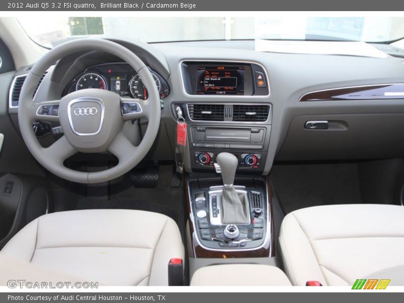 Brilliant Black / Cardamom Beige 2012 Audi Q5 3.2 FSI quattro