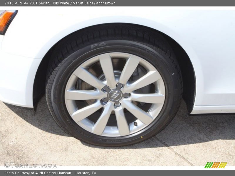 Ibis White / Velvet Beige/Moor Brown 2013 Audi A4 2.0T Sedan