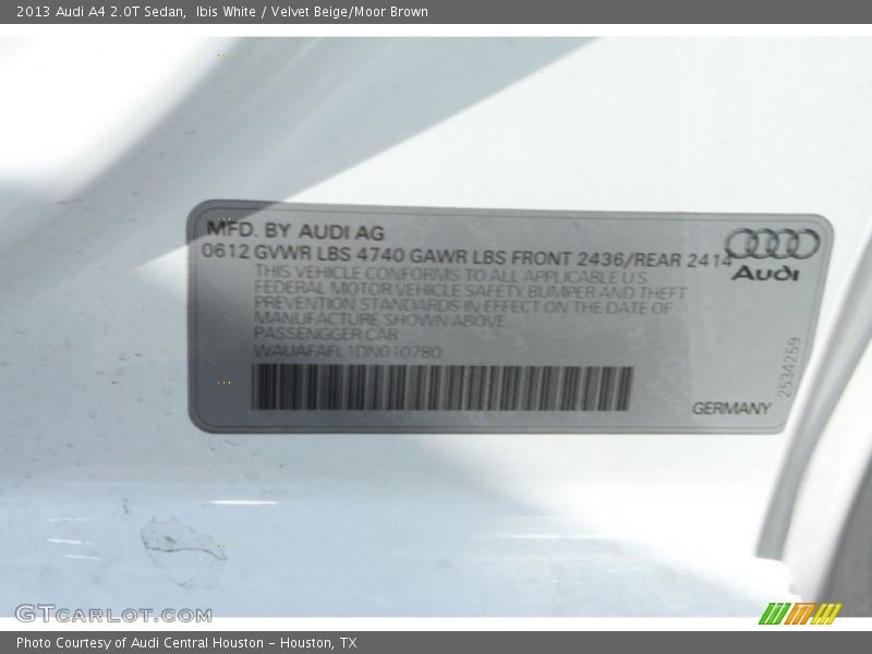 Ibis White / Velvet Beige/Moor Brown 2013 Audi A4 2.0T Sedan