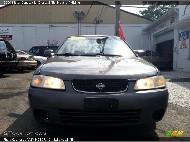 Charcoal Mist Metallic / Midnight 2000 Nissan Sentra XE