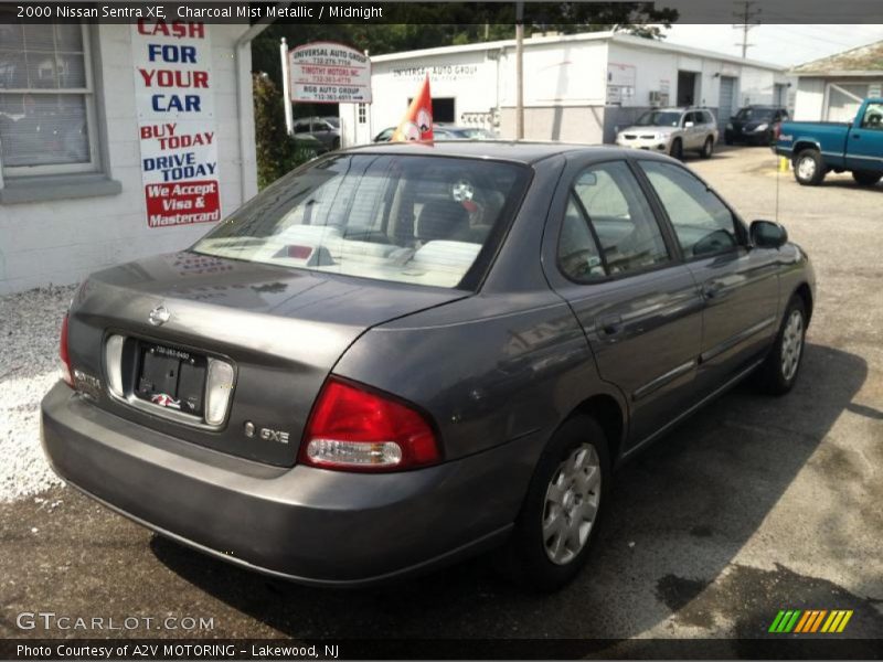 Charcoal Mist Metallic / Midnight 2000 Nissan Sentra XE