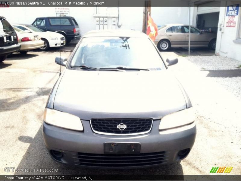 Charcoal Mist Metallic / Midnight 2000 Nissan Sentra XE
