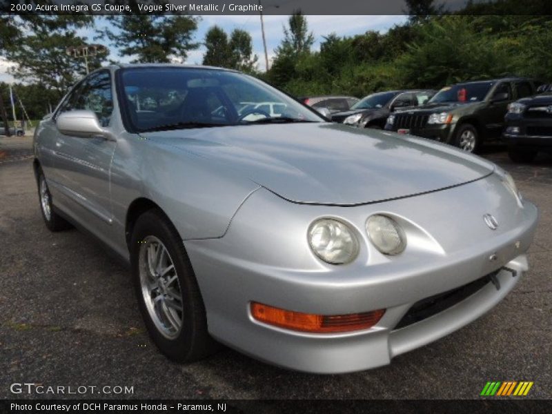 Front 3/4 View of 2000 Integra GS Coupe