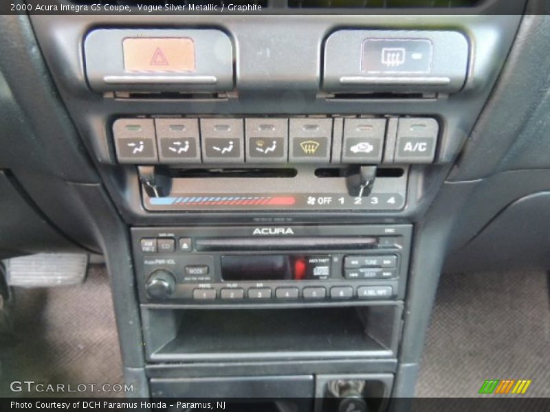 Controls of 2000 Integra GS Coupe