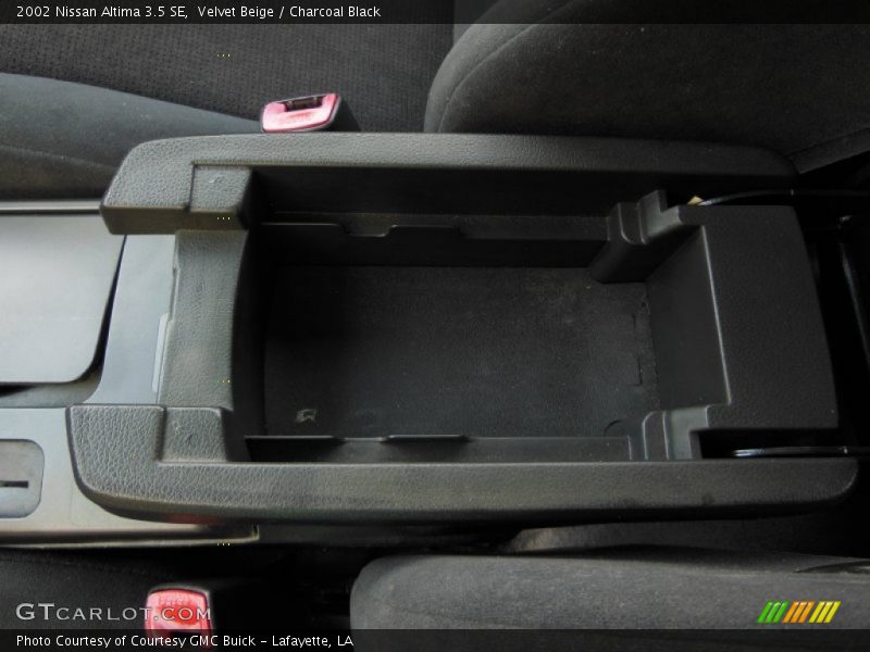 Velvet Beige / Charcoal Black 2002 Nissan Altima 3.5 SE