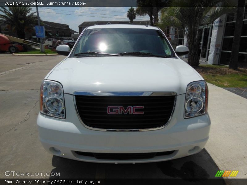 Summit White / Ebony 2011 GMC Yukon SLE