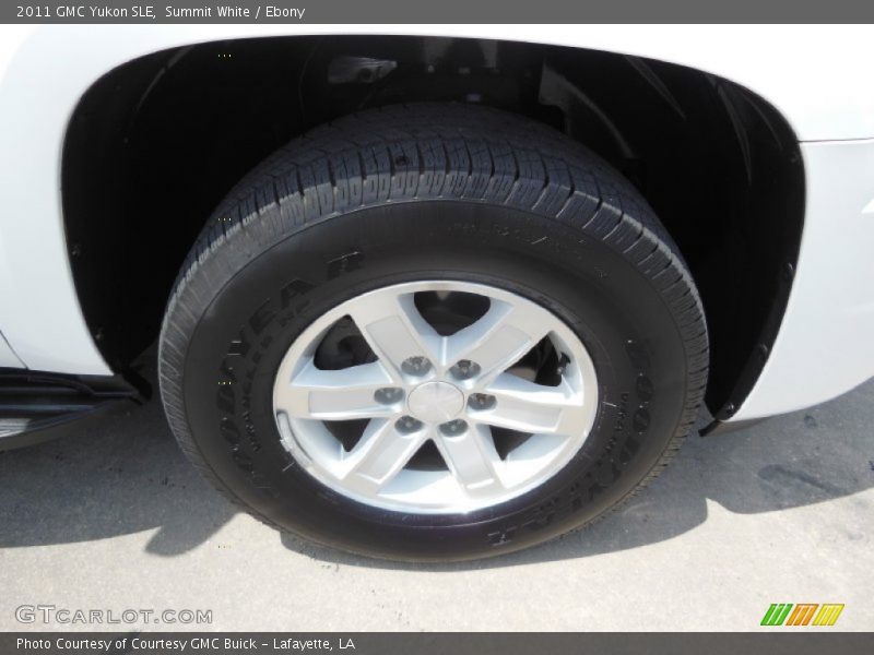 Summit White / Ebony 2011 GMC Yukon SLE