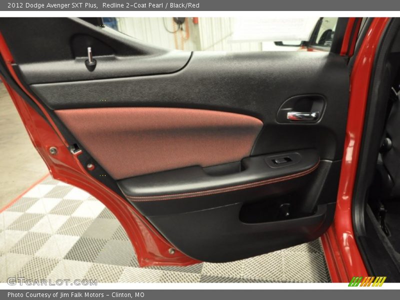 Door Panel of 2012 Avenger SXT Plus