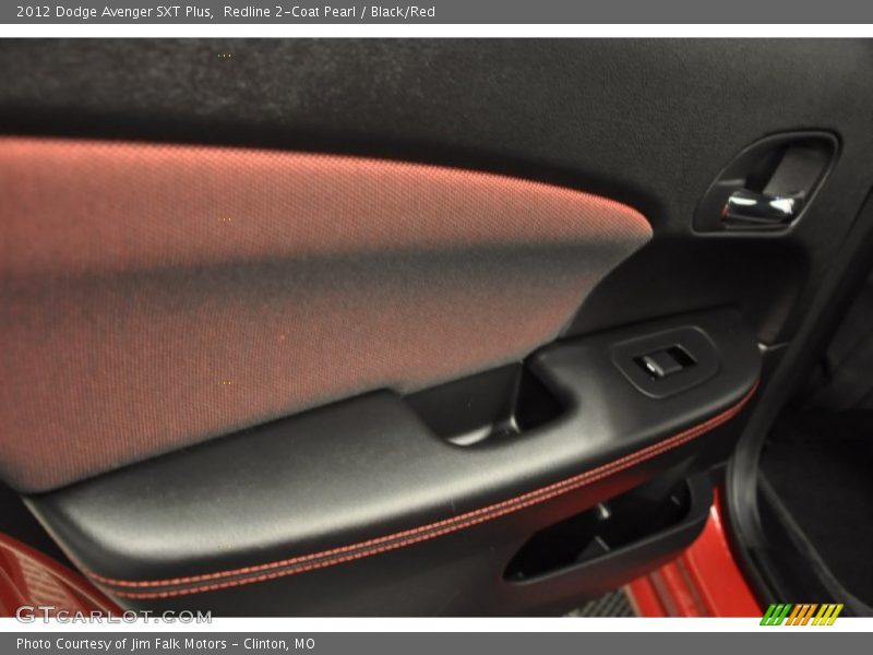Door Panel of 2012 Avenger SXT Plus