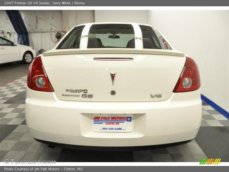 Ivory White / Ebony 2007 Pontiac G6 V6 Sedan