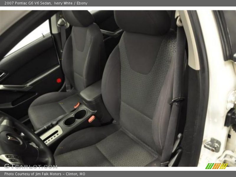 Front Seat of 2007 G6 V6 Sedan