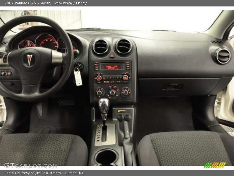 Dashboard of 2007 G6 V6 Sedan