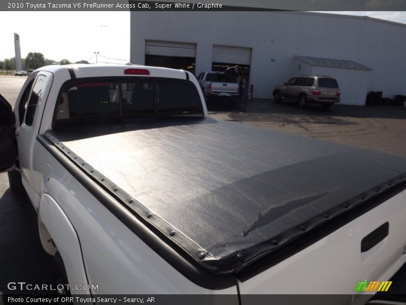 Super White / Graphite 2010 Toyota Tacoma V6 PreRunner Access Cab