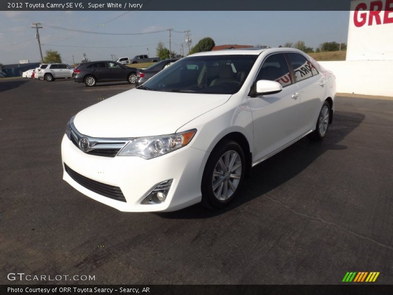 Super White / Ivory 2012 Toyota Camry SE V6