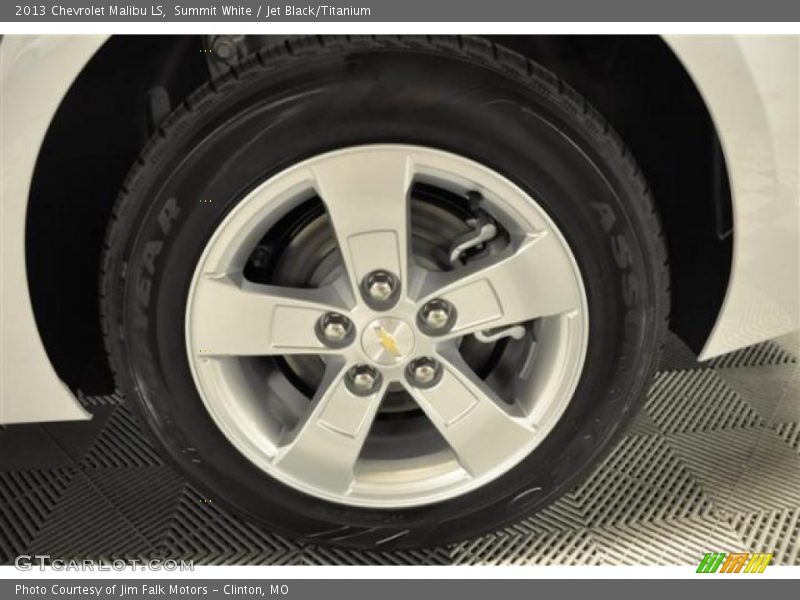 Summit White / Jet Black/Titanium 2013 Chevrolet Malibu LS
