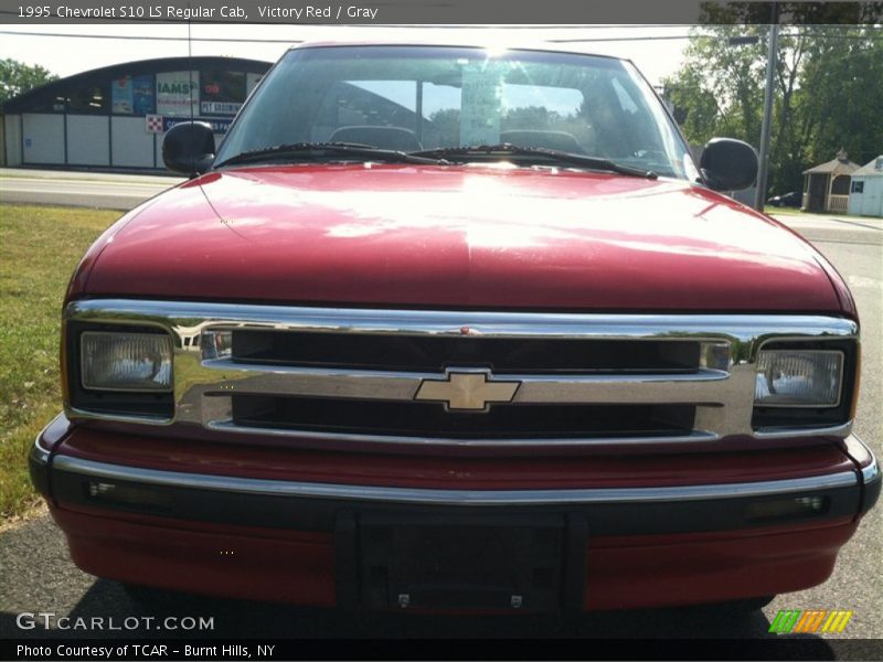 Victory Red / Gray 1995 Chevrolet S10 LS Regular Cab