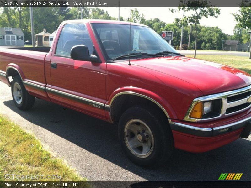 Victory Red / Gray 1995 Chevrolet S10 LS Regular Cab