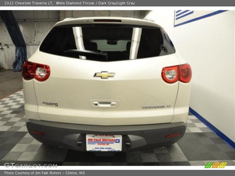 White Diamond Tricoat / Dark Gray/Light Gray 2012 Chevrolet Traverse LT