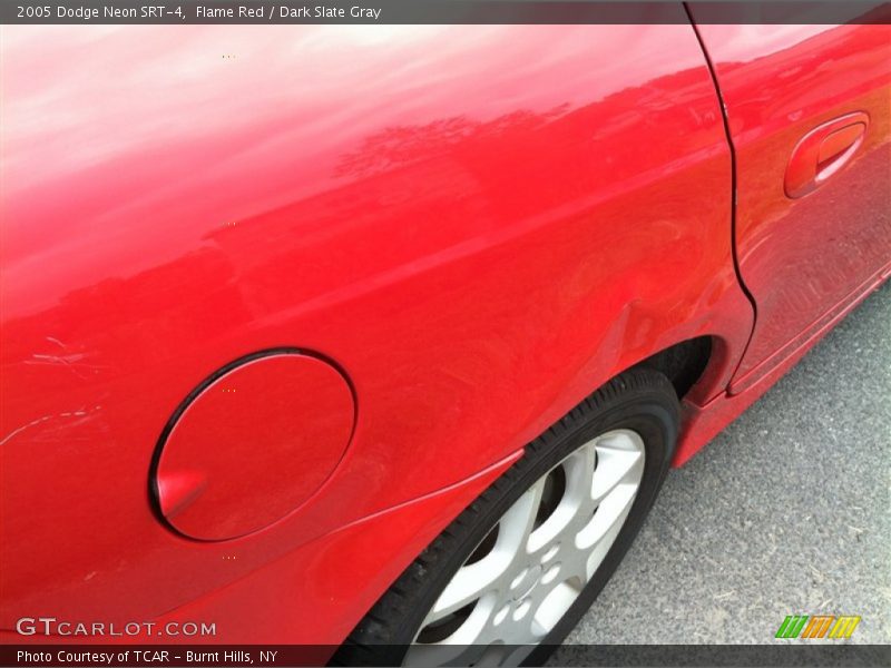 Flame Red / Dark Slate Gray 2005 Dodge Neon SRT-4
