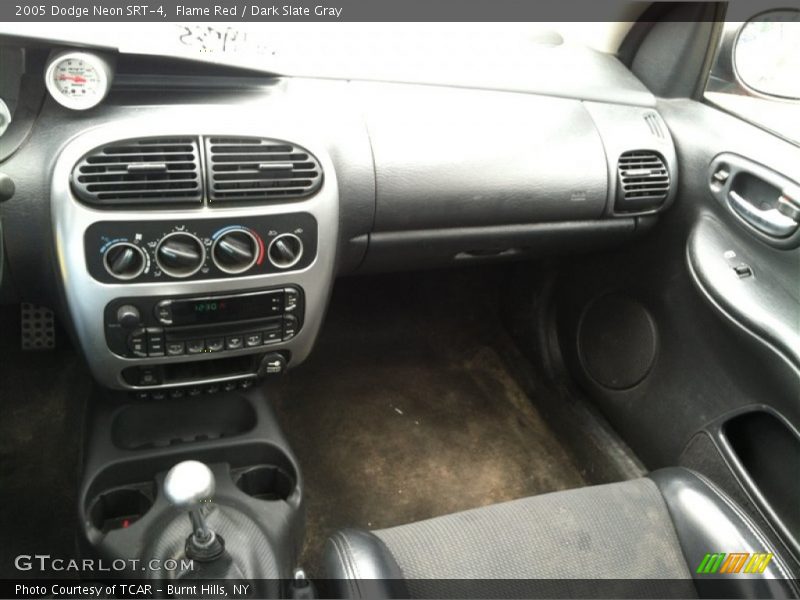 Flame Red / Dark Slate Gray 2005 Dodge Neon SRT-4