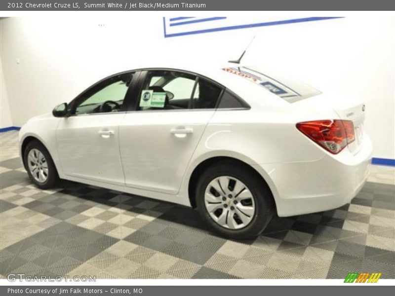Summit White / Jet Black/Medium Titanium 2012 Chevrolet Cruze LS