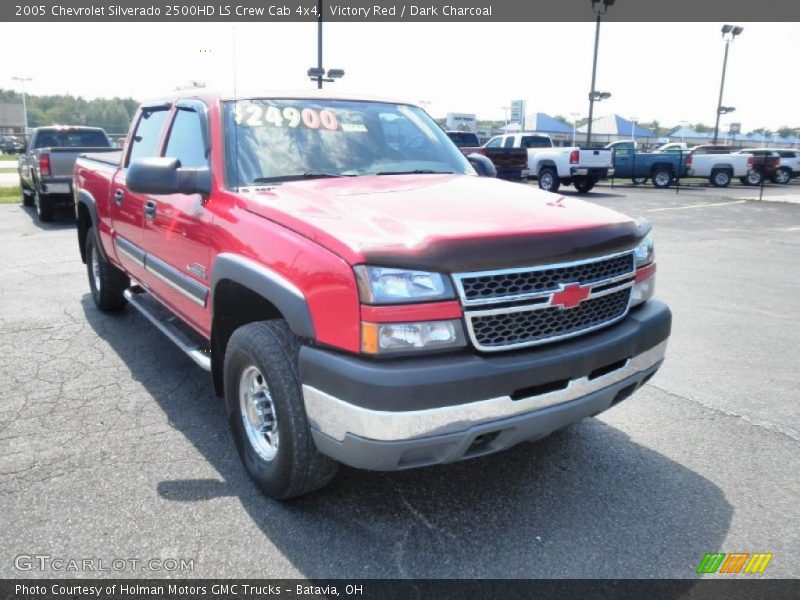 Victory Red / Dark Charcoal 2005 Chevrolet Silverado 2500HD LS Crew Cab 4x4