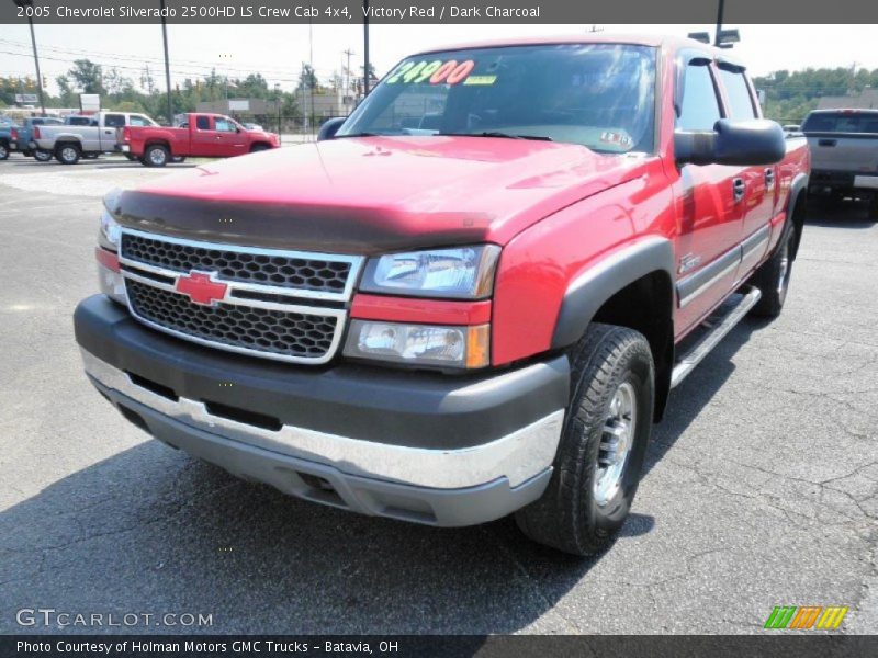 Victory Red / Dark Charcoal 2005 Chevrolet Silverado 2500HD LS Crew Cab 4x4