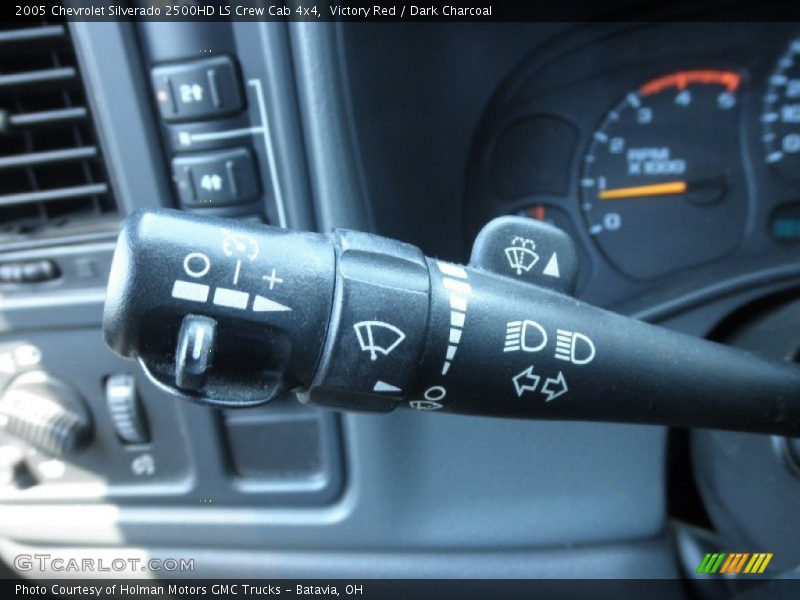 Victory Red / Dark Charcoal 2005 Chevrolet Silverado 2500HD LS Crew Cab 4x4
