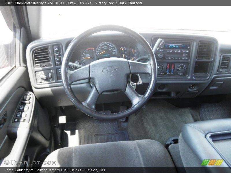 Victory Red / Dark Charcoal 2005 Chevrolet Silverado 2500HD LS Crew Cab 4x4