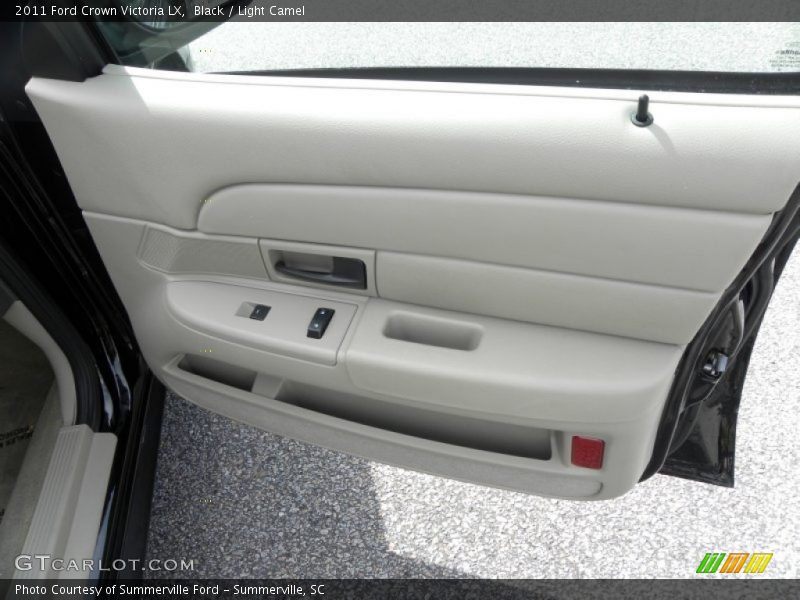 Black / Light Camel 2011 Ford Crown Victoria LX