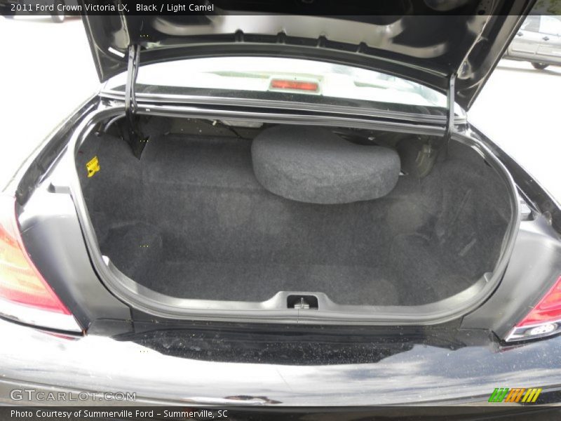 Black / Light Camel 2011 Ford Crown Victoria LX